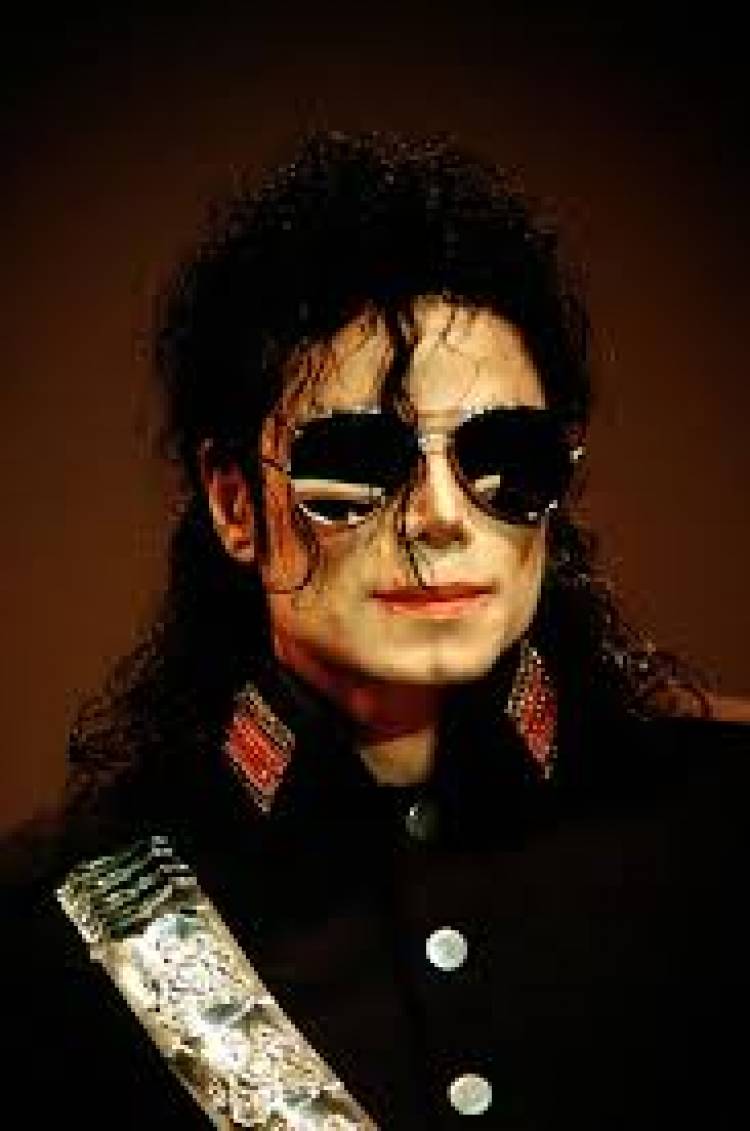 Star au palmarès inégalable, Michael Jackson : 10 ans dans l'au-delà !