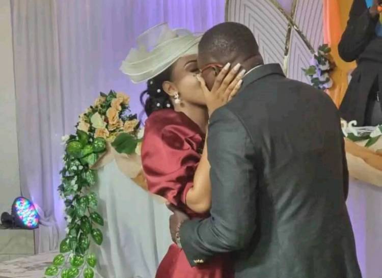 Fiston Mbuyi se marie civilement à Jenovic Sivi