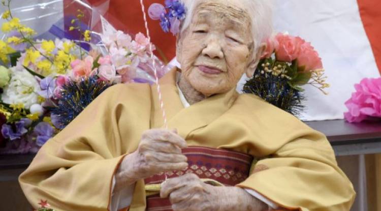 Jeanne Calment, Kane Tanaka et Sœur André, les plus âgées sur la planète Terre de notre ère 
