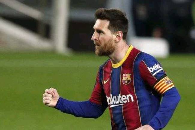 Mercato : Contrat à vie, baisse de salaire, rôle d’ambassadeur, le plan du Barça pour conserver Lionel Messi