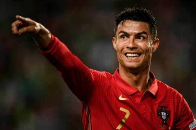 Et si Cristiano Ronaldo rejoignait Leo Messi au Paris Saint-Germain ?