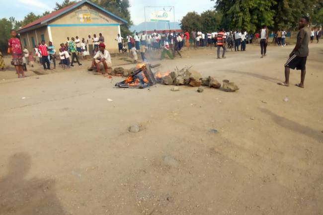 À Rutshuru, un écolier tué par balle lors d’une répression policière contre une manifestation pacifique