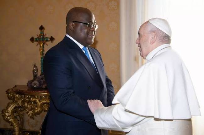 Le Pape François à Kinshasa, une visite pour "attirer l'attention du monde" sur la RD Congo en pleine guerre ?
