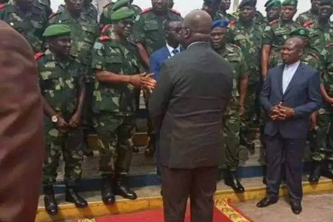 Félix Tshisekedi envoie 20 généraux à la retraite par une Ordonnance-Loi