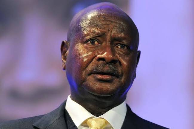Malgré ses 76 ans d'âge et 34 ans de pouvoir, MUSEVENI veut rester le président de l'Ouganda !