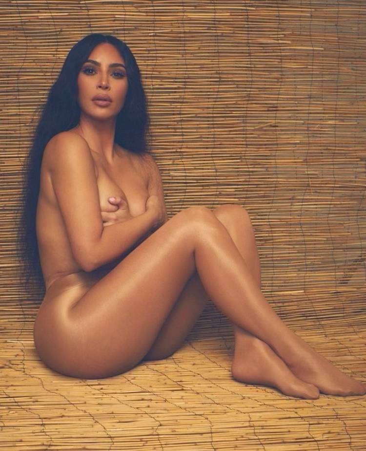 Kim Kardashian nue